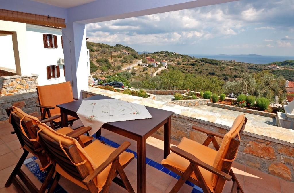 Old Village Alonnisos Town Exterior photo